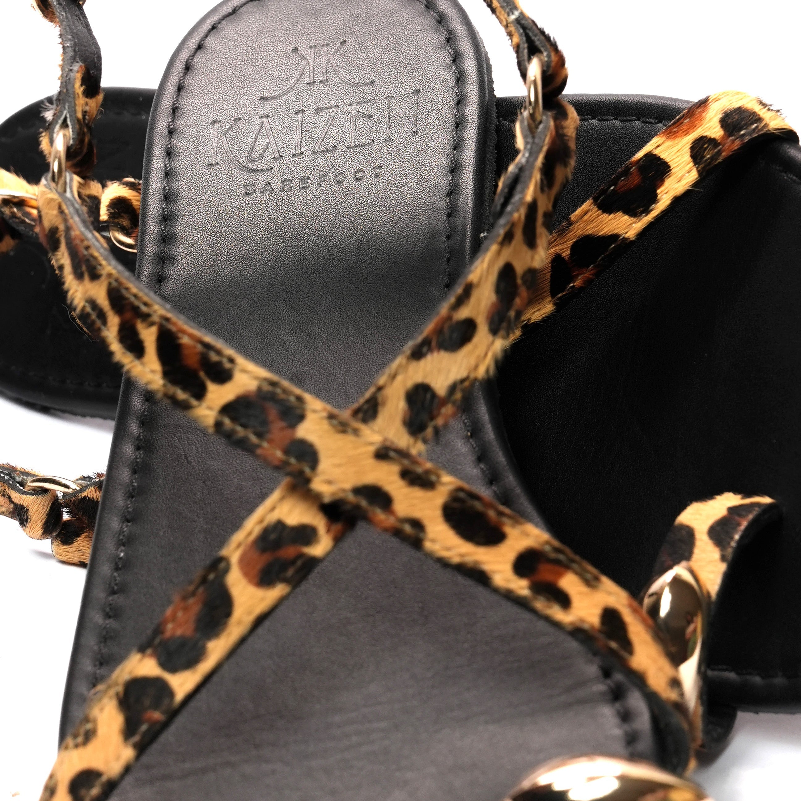 Sandalia barefoot piel para mujer estampado animal print